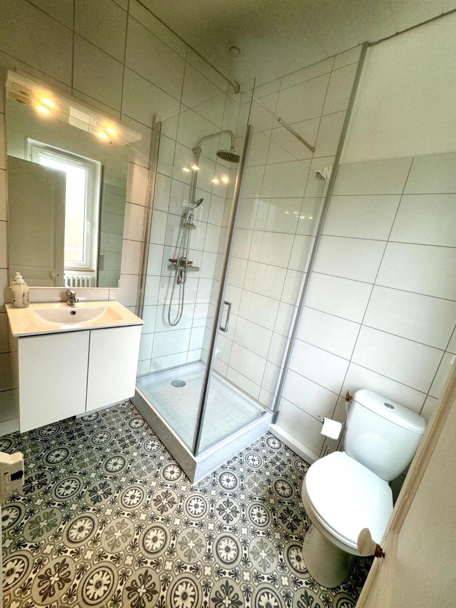 Le Clos Des Baleines 2 Limoges Esterno foto